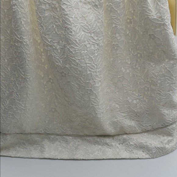 Laura Ashley Ivory Floral Lace Dress - Picture 3 of 13